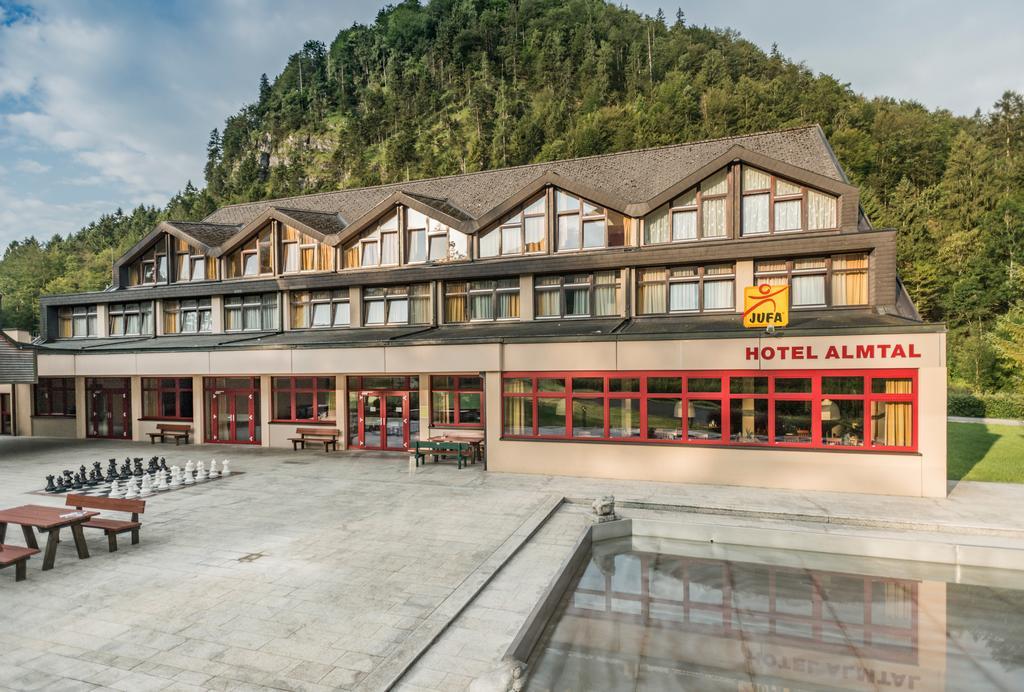 JUFA Hotel Almtal Grünau im Almtal Buitenkant foto