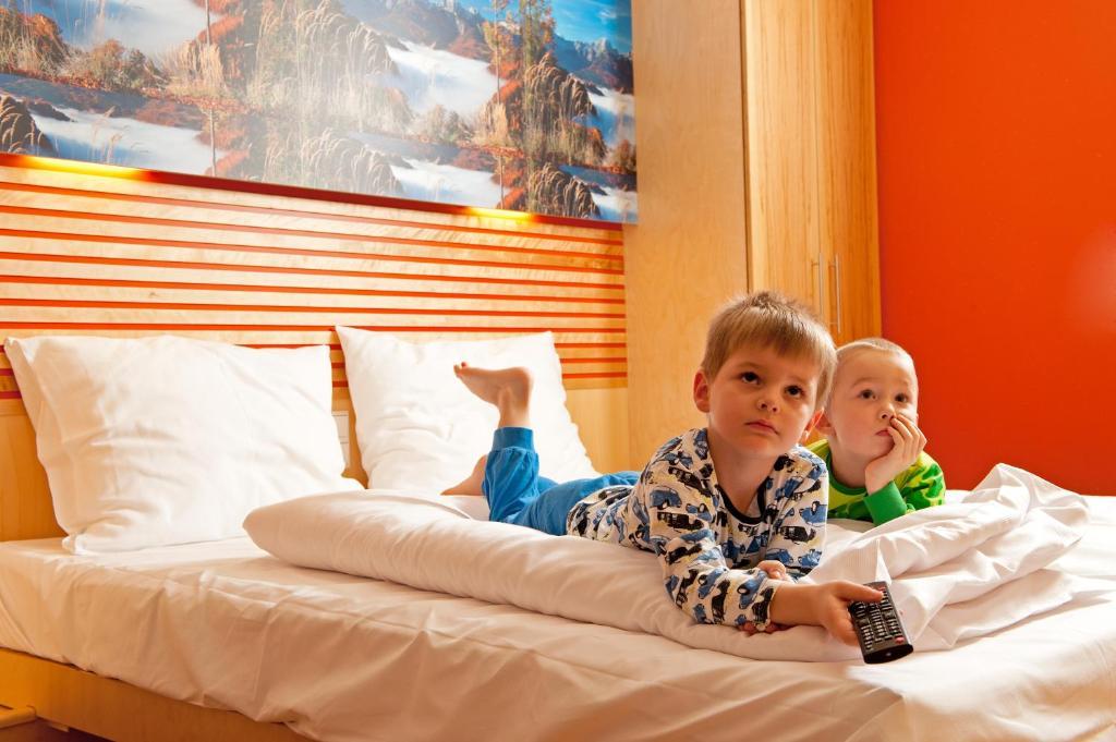 JUFA Hotel Almtal Grünau im Almtal Buitenkant foto