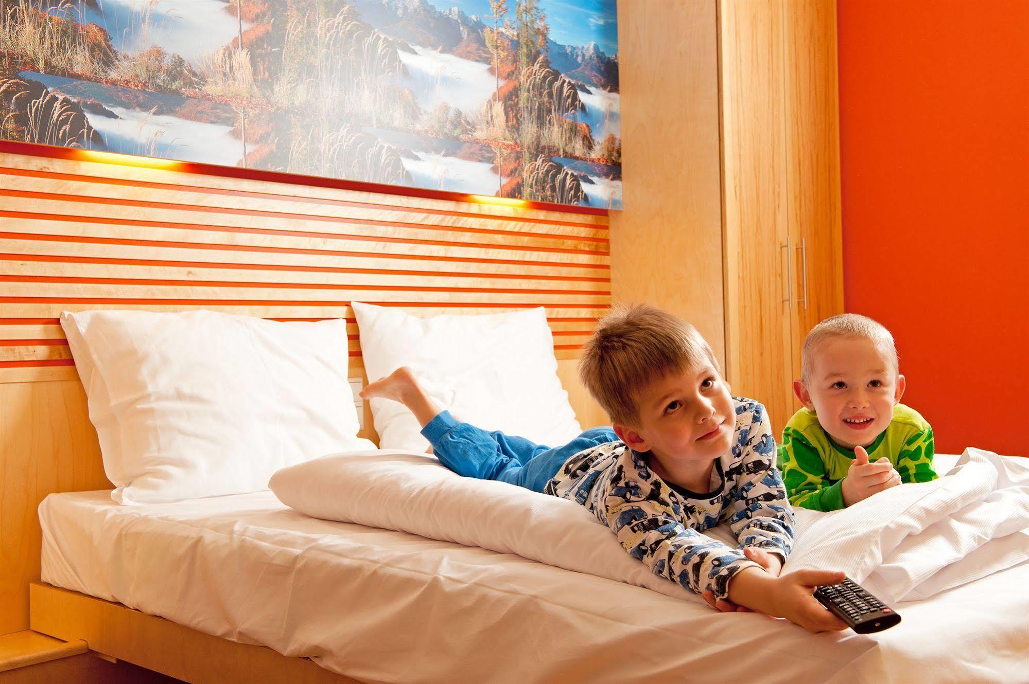 JUFA Hotel Almtal Grünau im Almtal Buitenkant foto