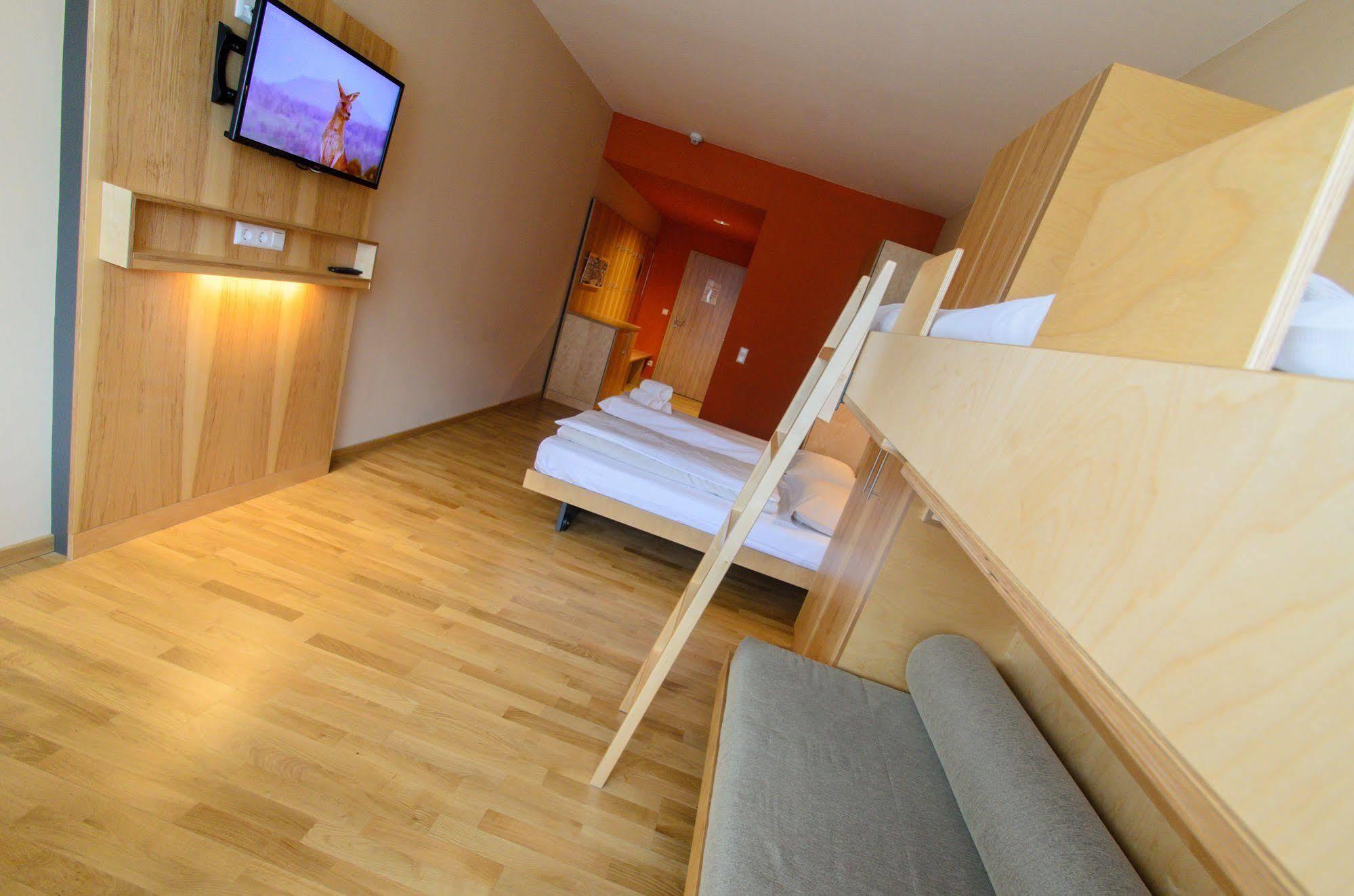 JUFA Hotel Almtal Grünau im Almtal Buitenkant foto